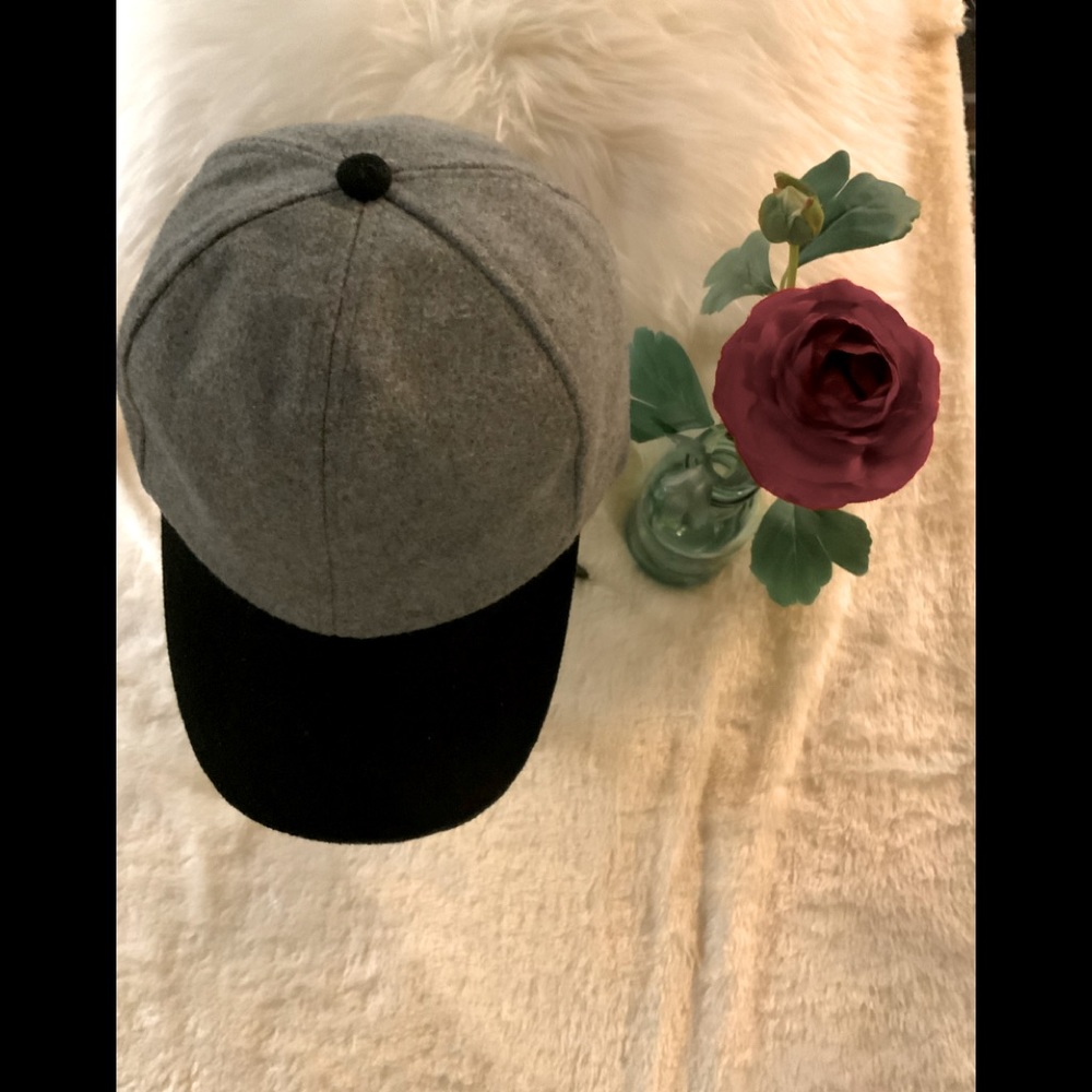 Magid Hats - Blk/Gray winter baseball look cap.